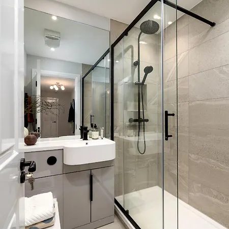 62 Park Street - Urban Апартаменты *