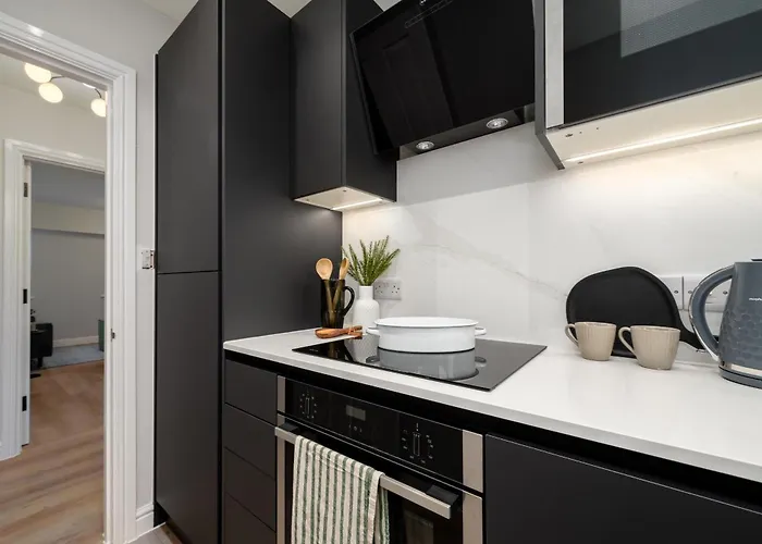 Apartment 62 Park Street - Urban