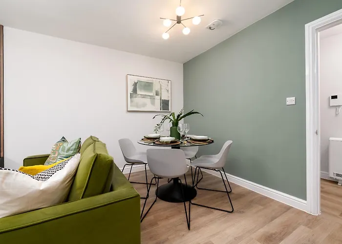 62 Park Street - Urban *