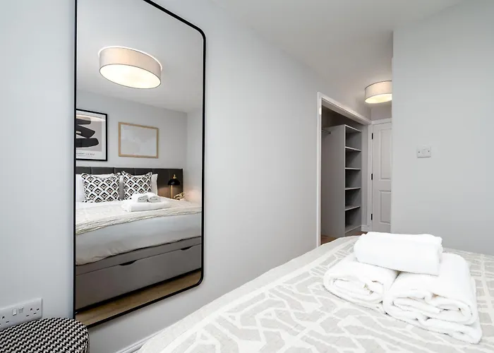 62 Park Street - Urban * Bristol