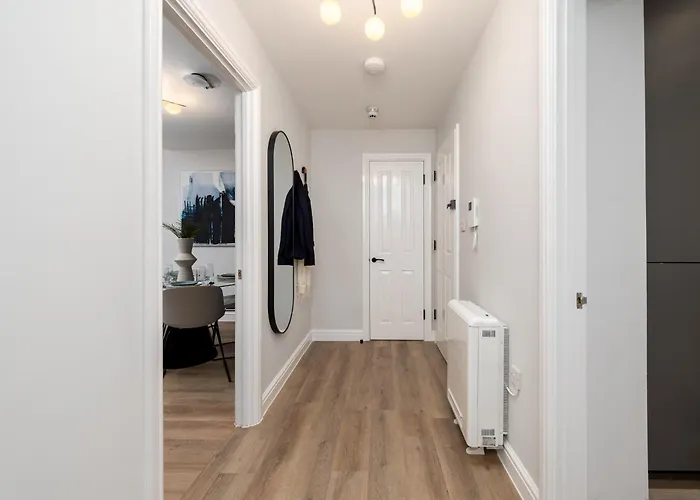 62 Park Street - Urban Apartment *