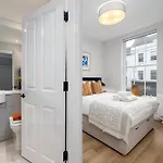62 Park Street - Urban Apartment