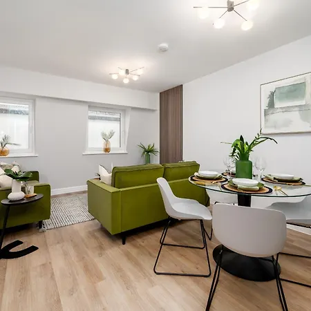 62 Park Street - Urban *